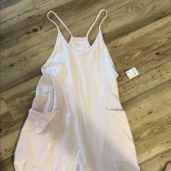 BRAND NEW FREE PEOPLE MOVEMENT ONESIE - Picture 2 of 5
